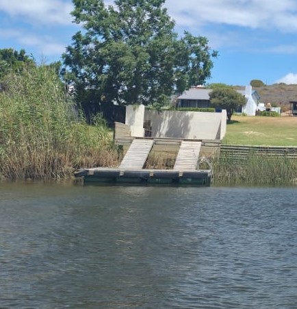 6 Bedroom Property for Sale in Malgas Western Cape